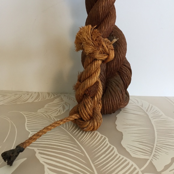 Lion and Cub Rope Sculpture - Picture 8 of 8